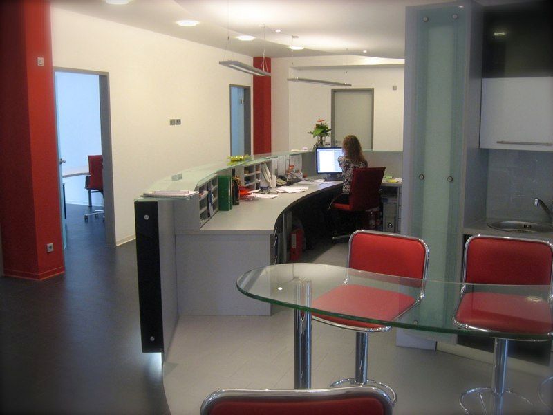 Glas Schrank für Ordnung