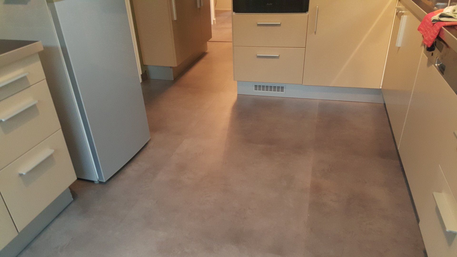 Dalles pvc avec mobiliers