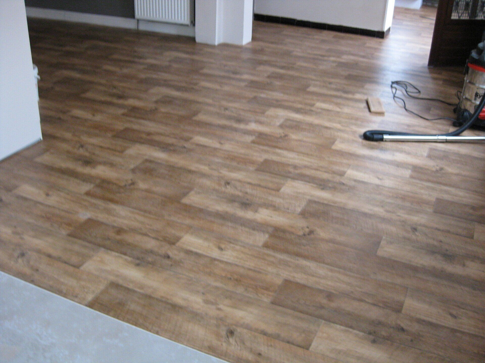 PVC en lés effet bois