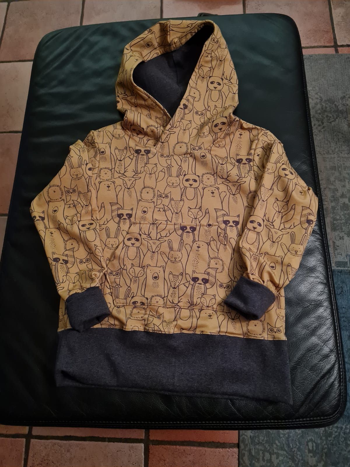 Kinder Pullover in Braun