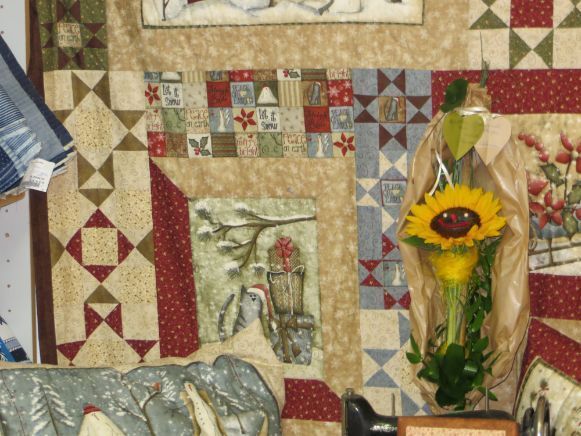 Stoffe im Geschäft Moni's Stoffparadies