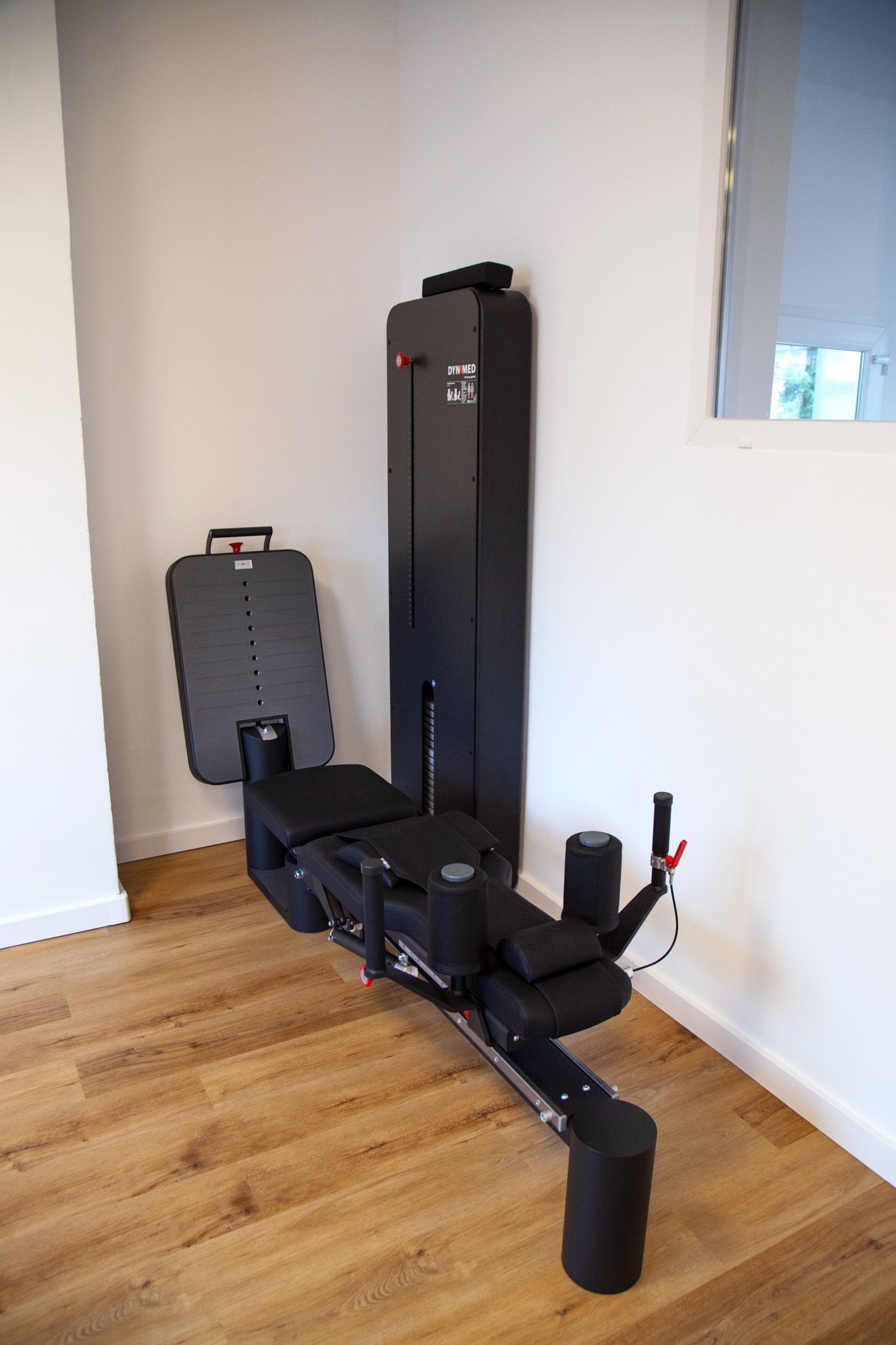 Training am Gerät in der Physiopraxis Körperkompass in Egelsbach