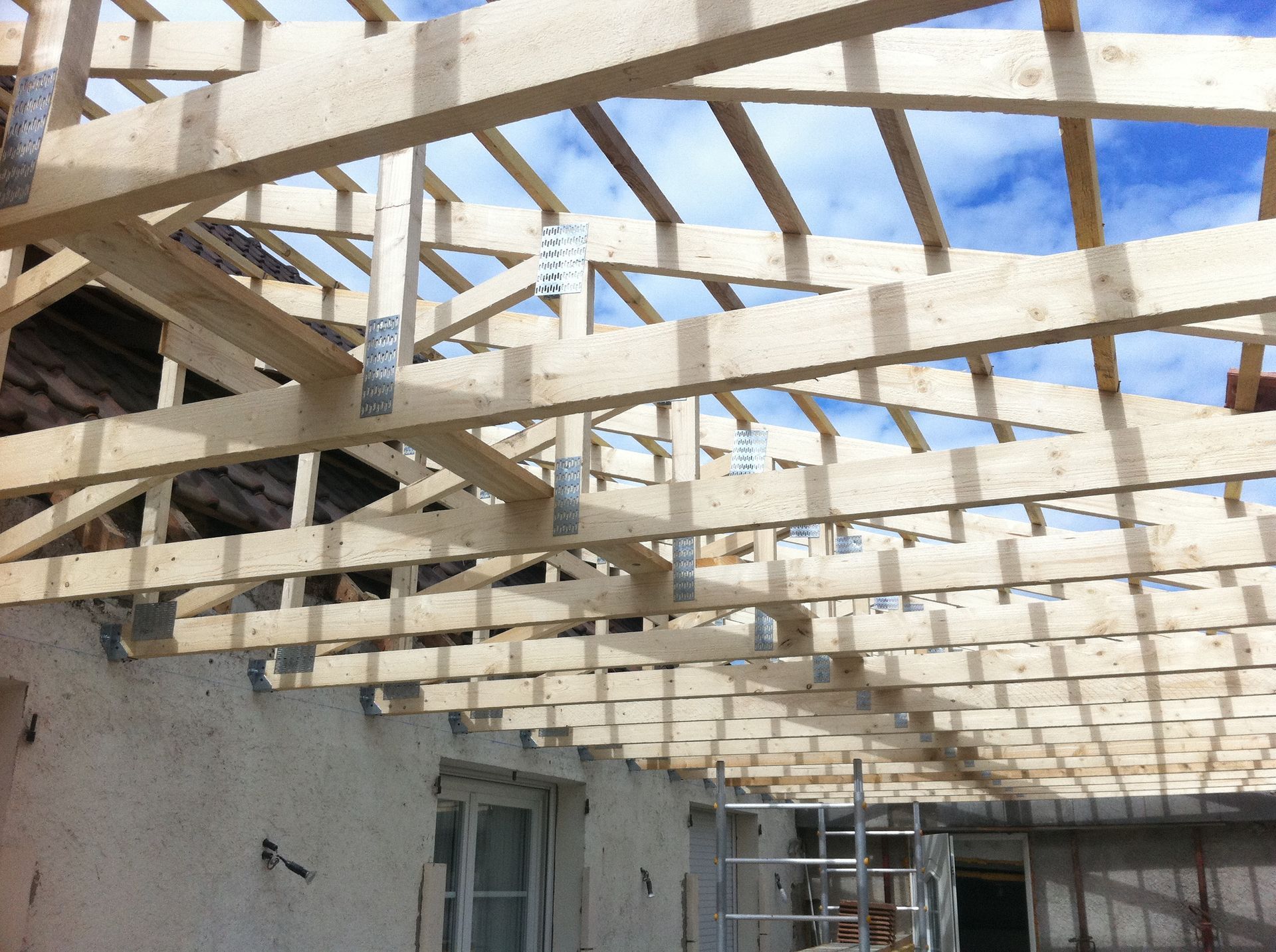 Charpente industrielle posée