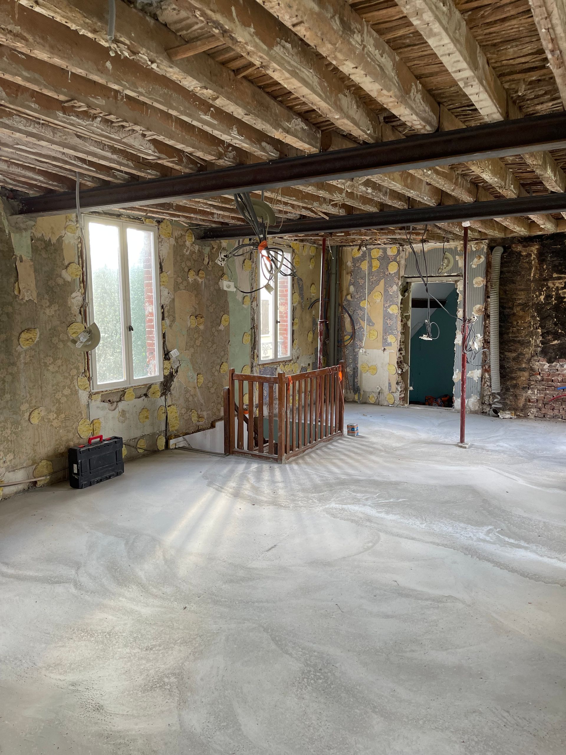 Ragréage du sol d'une maison