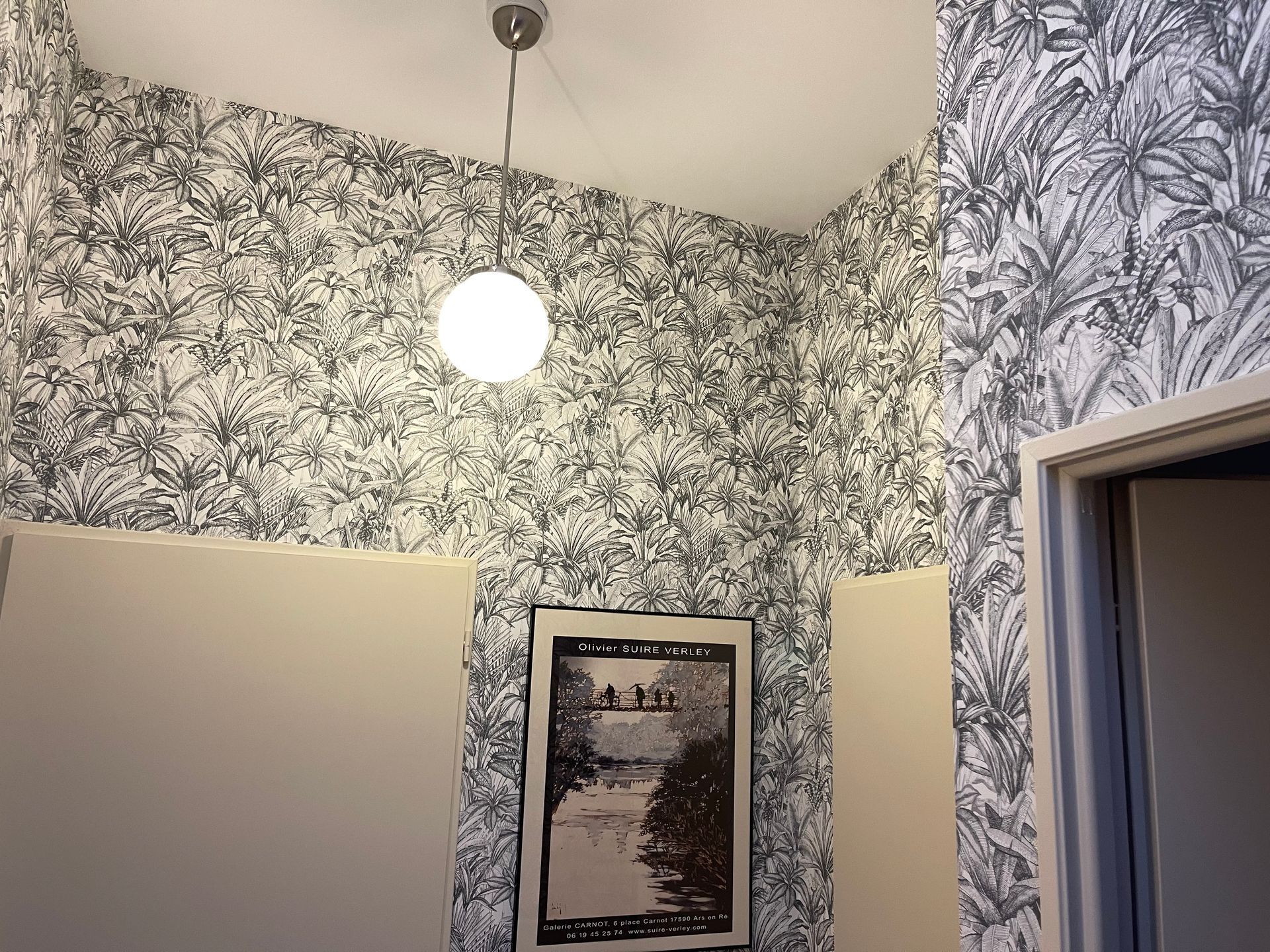 Papier peint à motif