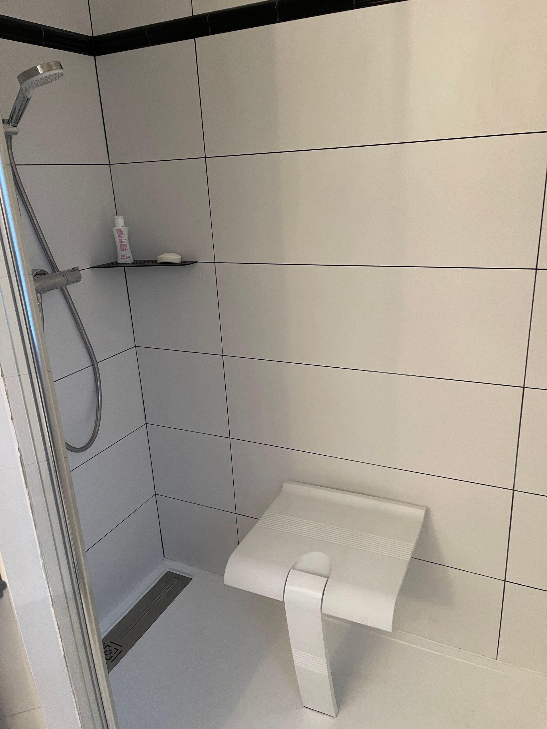 Siège de douche PMR