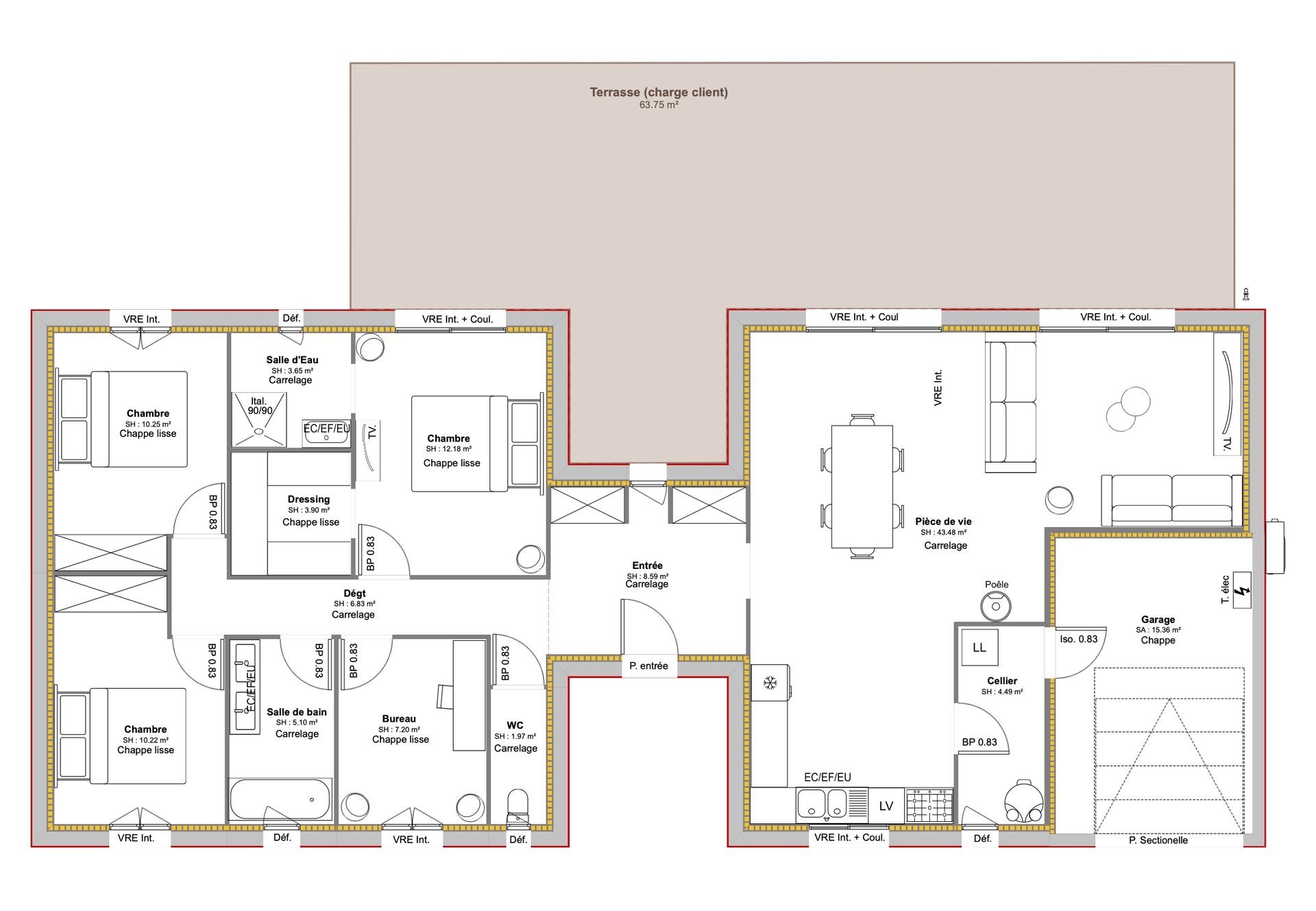 Plan d'une maison avec plusieurs pièces, cuisine, salles de bains et une cour/terrasse centrale.