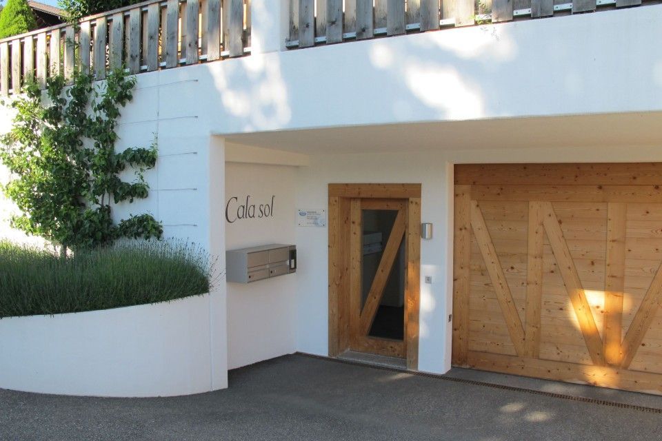 Behandlungsraum Naturheilpraxis Leander von Grünigen