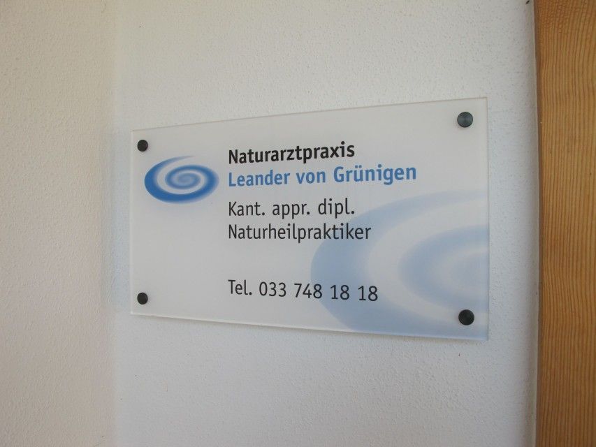 Schild der Praxis