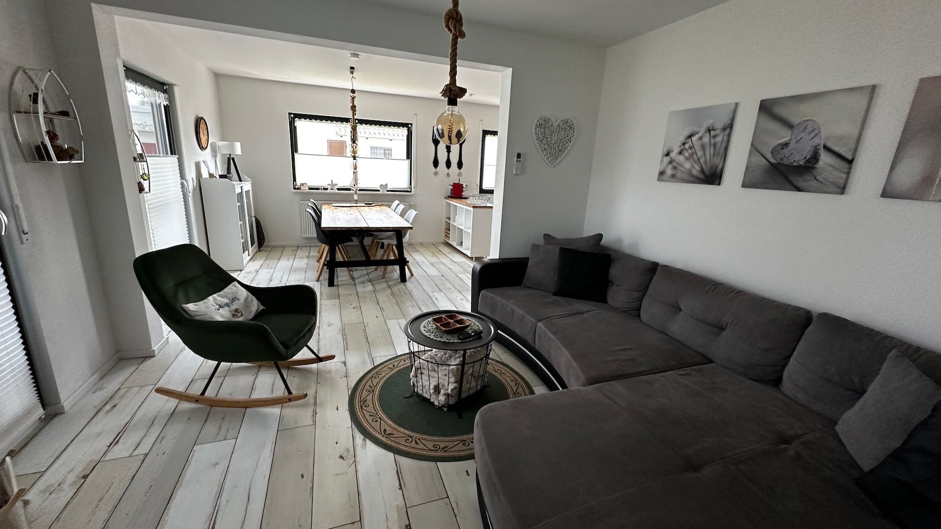 Wohnzimmer Wohnzimmer mit Essbereich