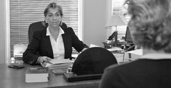 Maître Scarlett BERREBI, avocat spécialiste à Paris 16, Bordeaux (33)