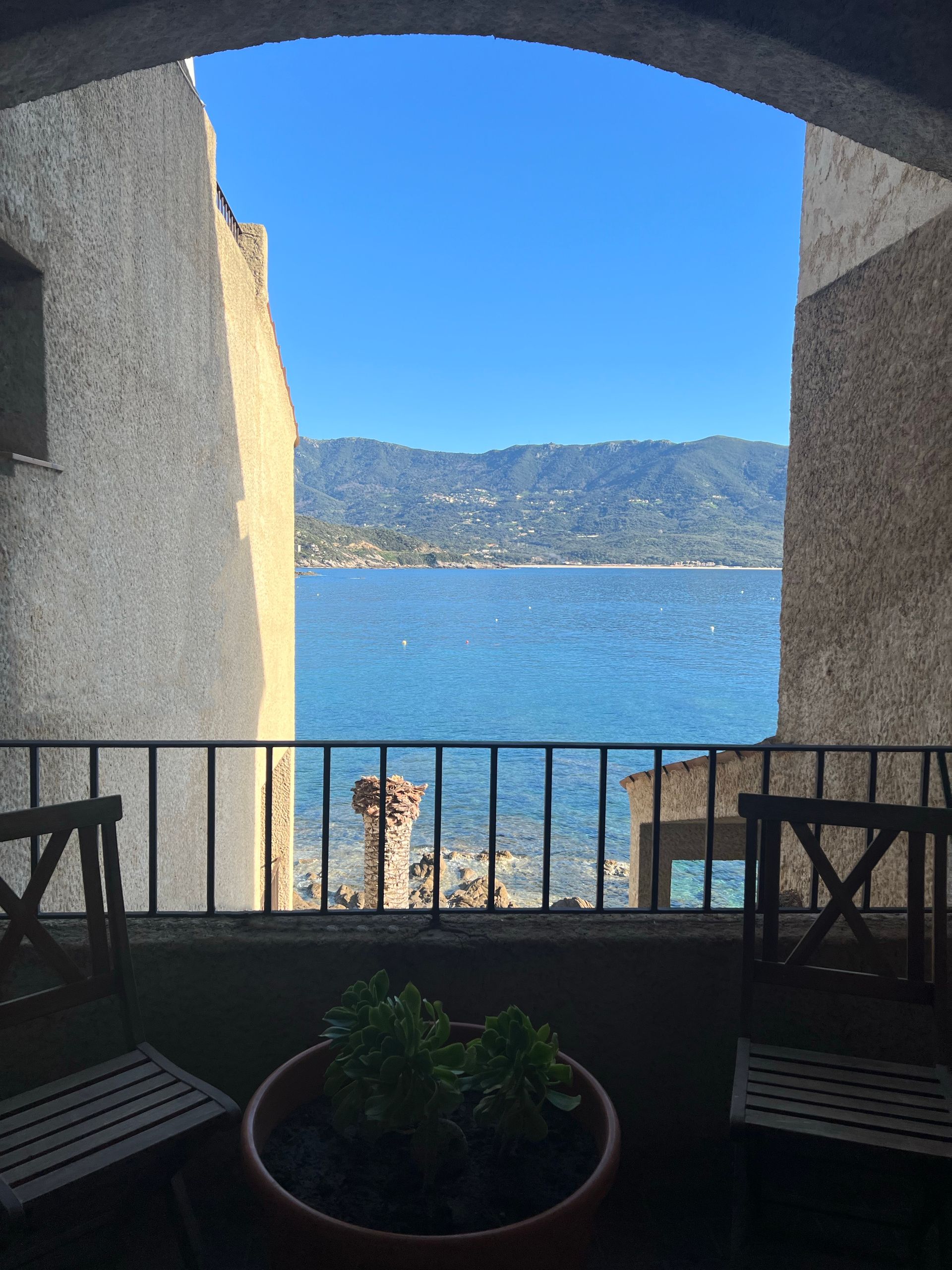 Terrasse avec vue sur la Mer