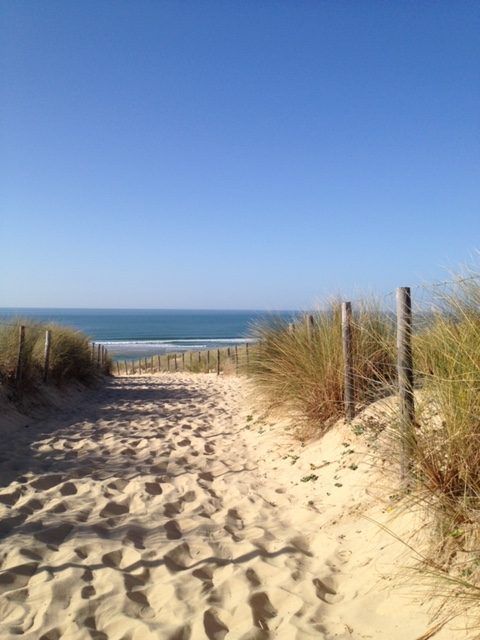 Allée pour se rendre à la plage