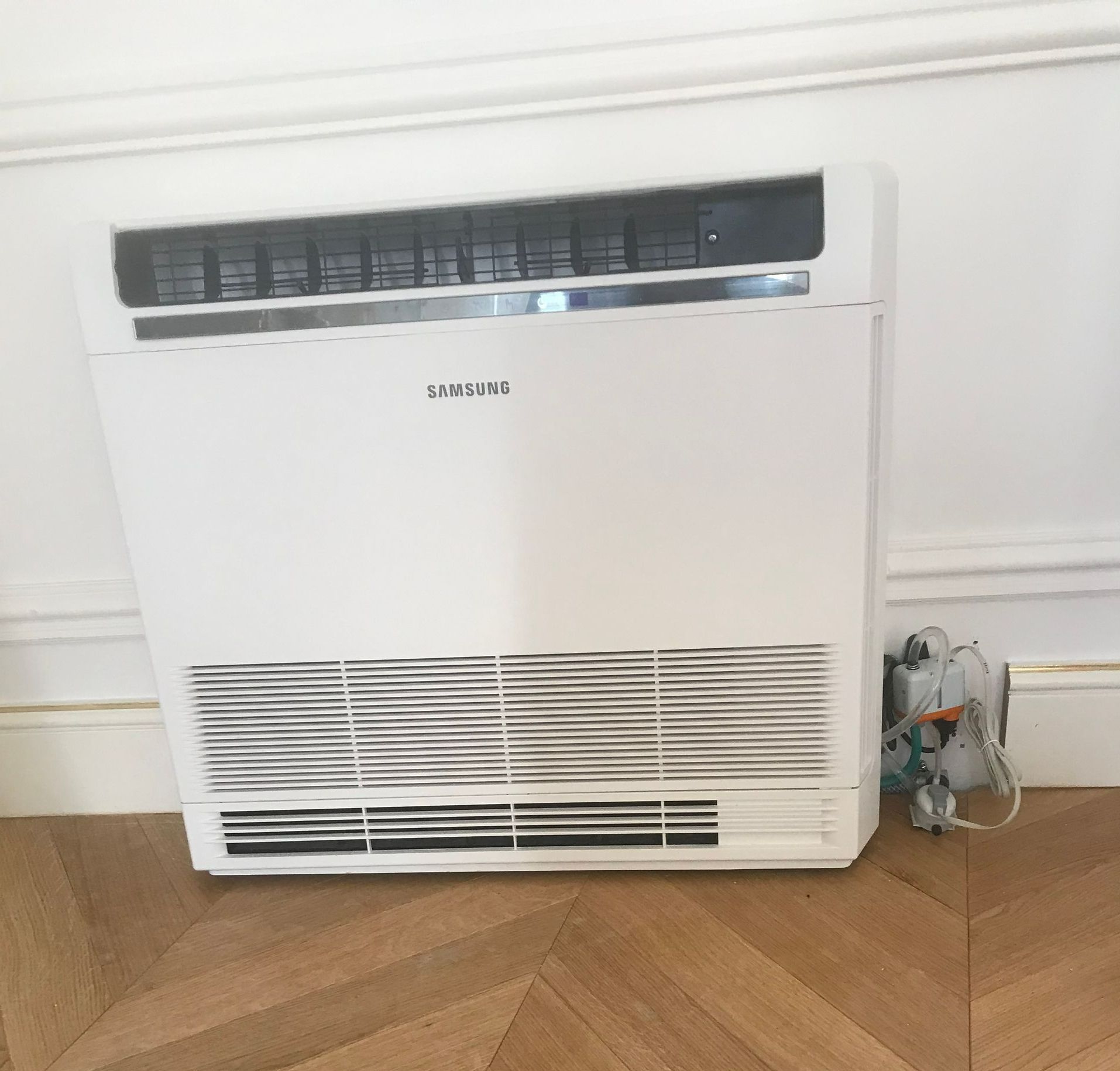Un chauffage blanc