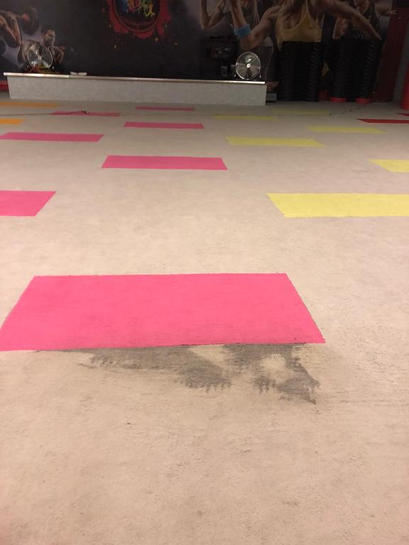 Moquette avec colle
