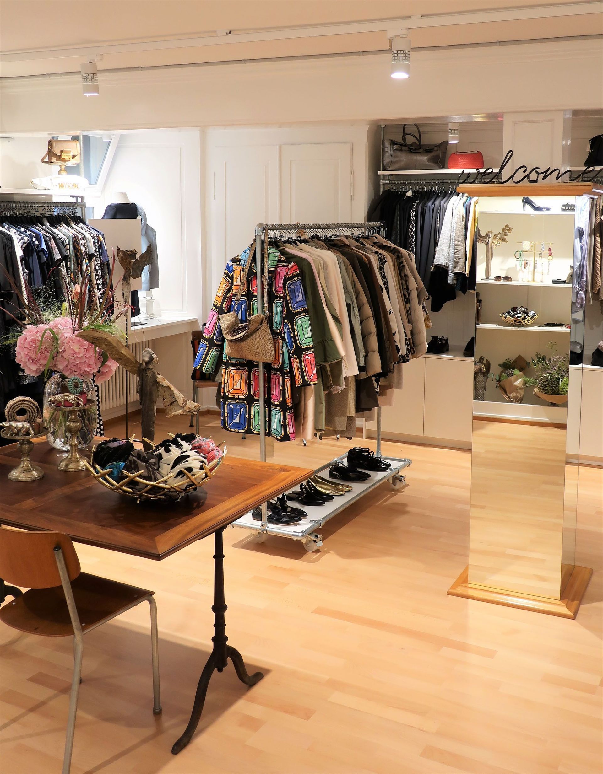 DEUXIÈME Second Hand Boutique