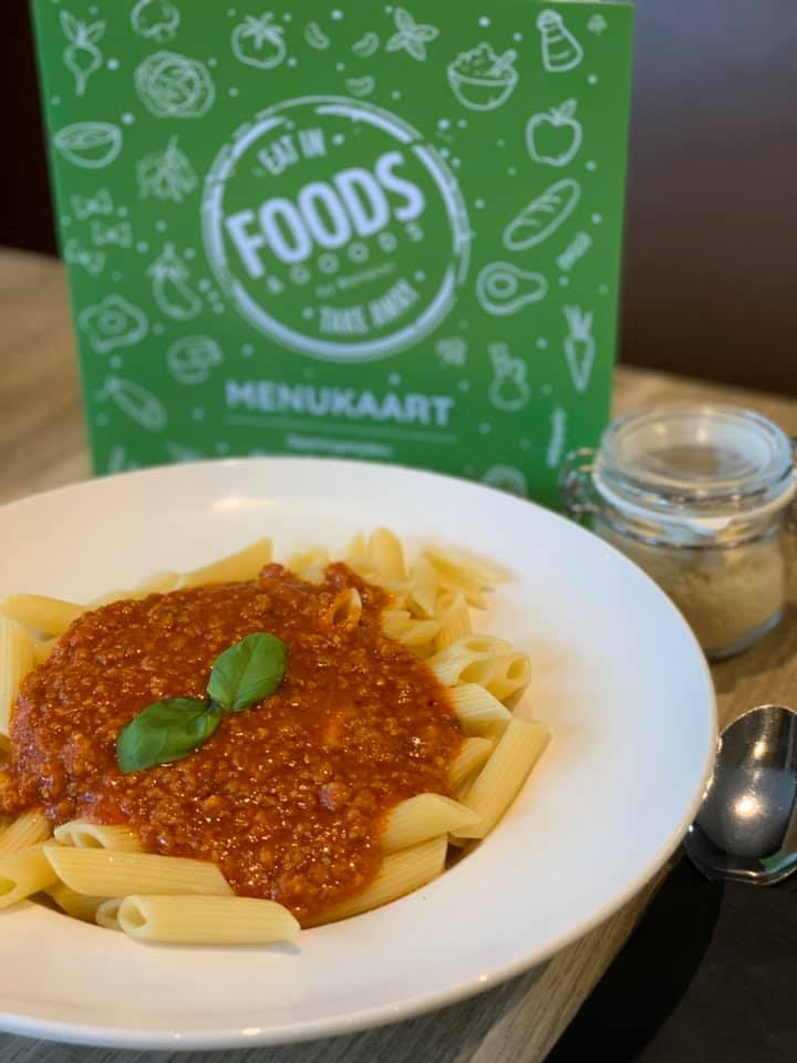 Penne met tomatensaus