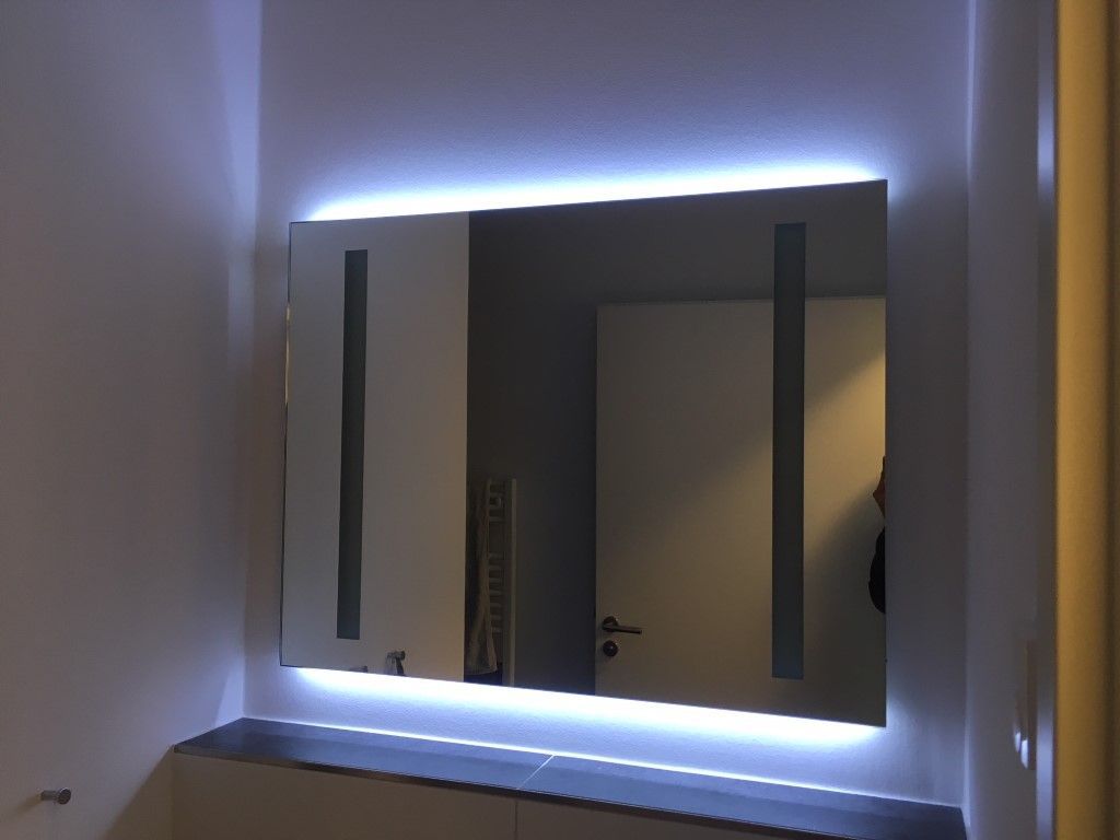 kalte Spiegelbeleuchtung