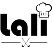 Logotipo de "lali" que muestra un gorro de chef sobre las letras, con dos palos de golf cruzados debajo sobre un fondo blanco.