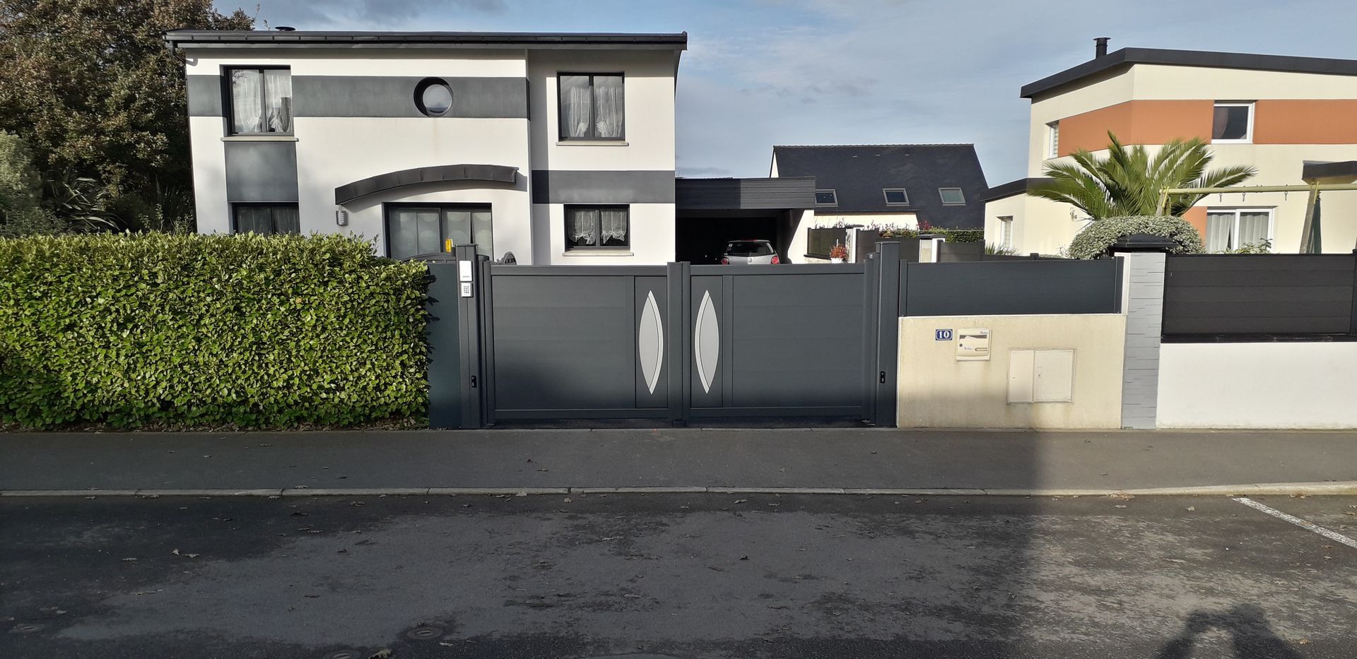 Maison moderne à deux étages
