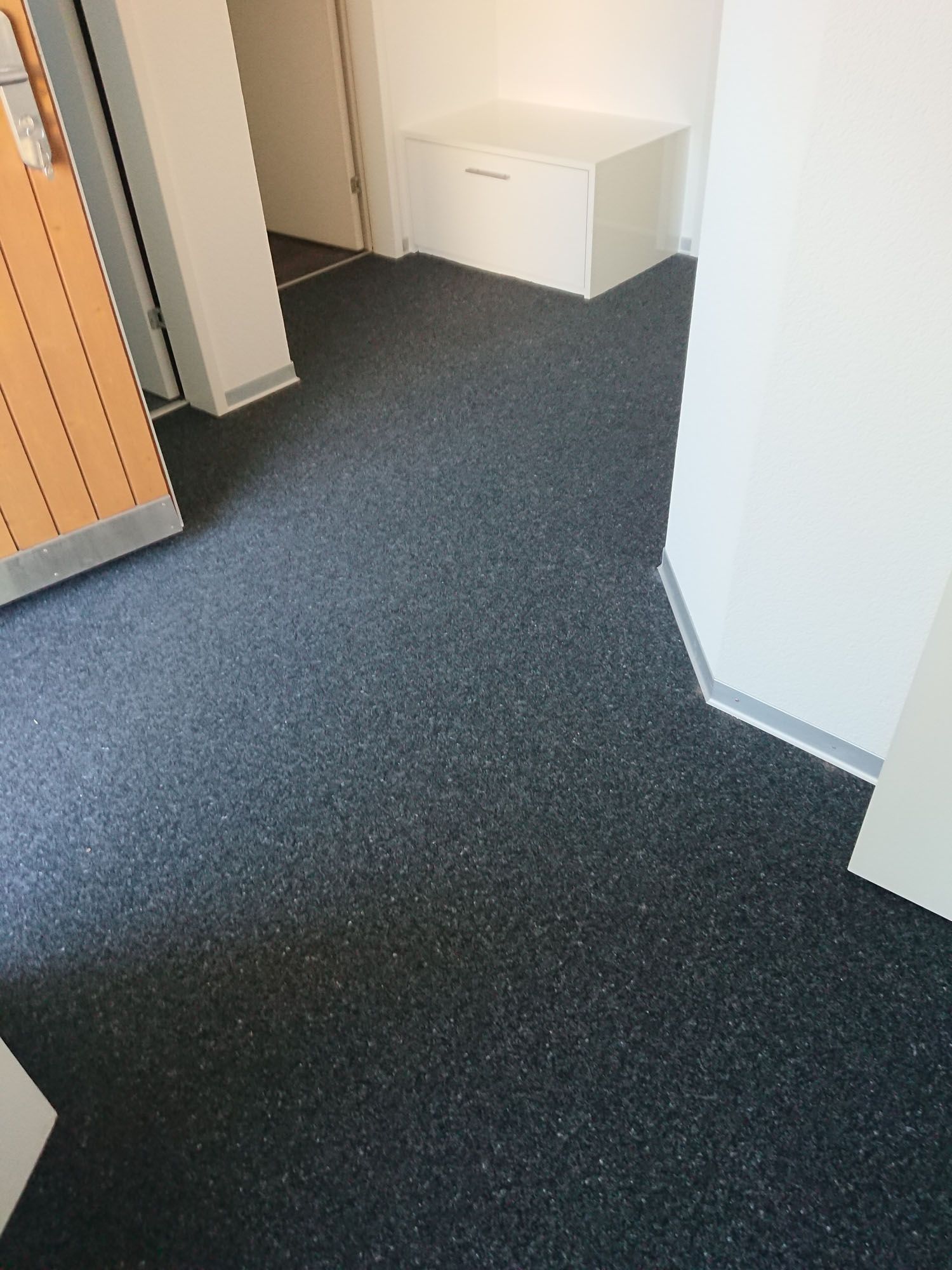 Boden- & Plattenbeläge - Stebler Umbau & Renovation in Busswil BE