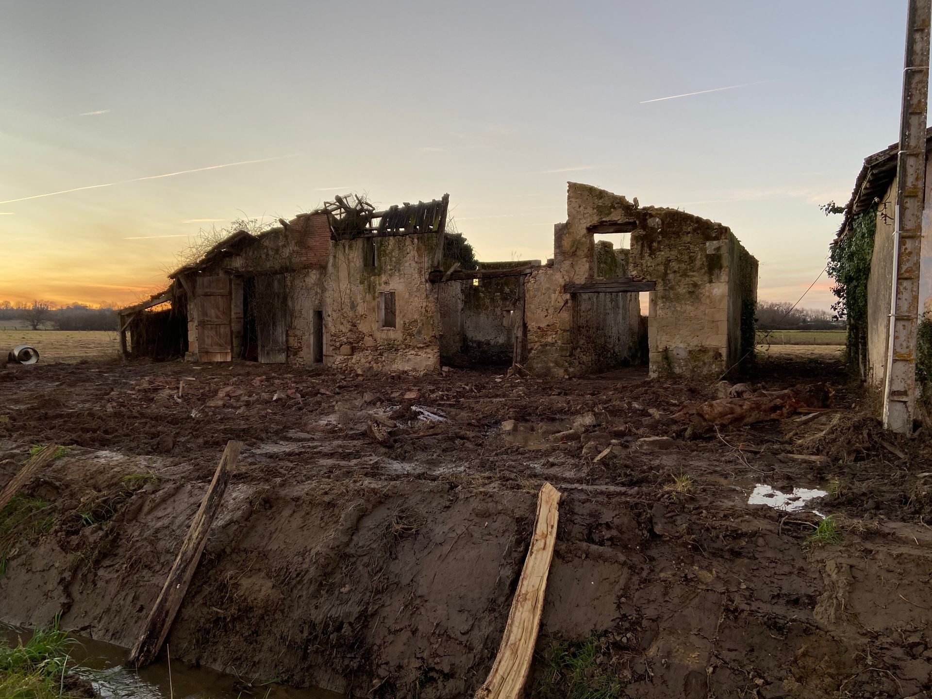 Garage avant rénovation.