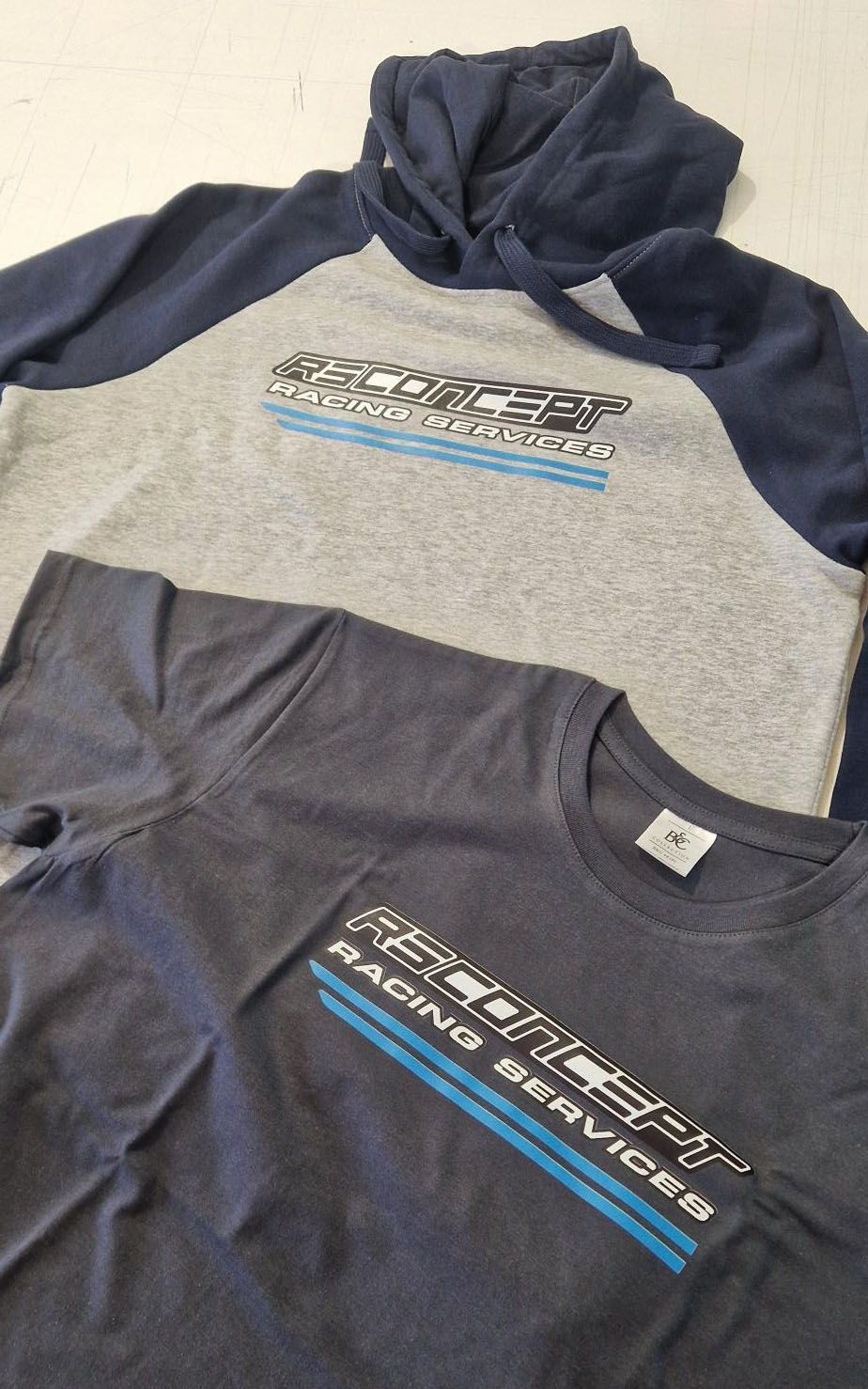 Tee-shirt bleu clair floqué