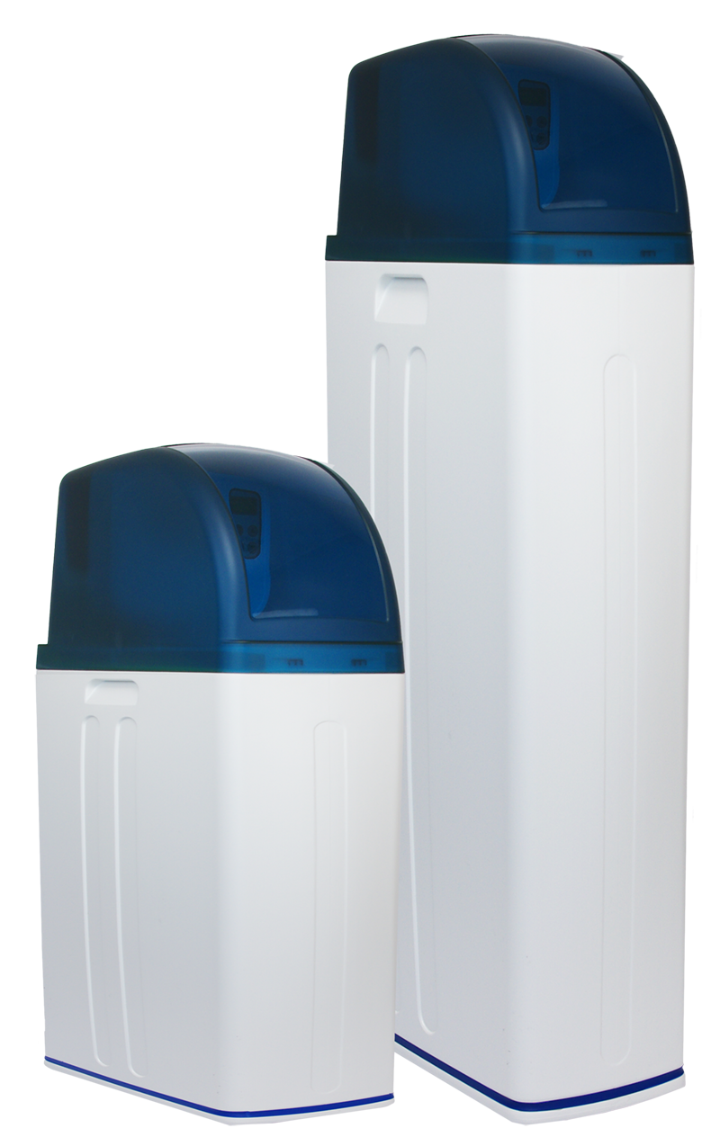 Deux adoucisseurs KM WATER IDÉAL blanc et bleu de dimensions différentes.