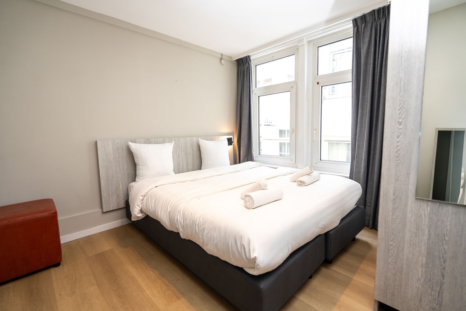 Cozy en budget hotel in Amsterdam