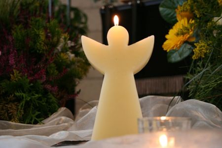 Beleuchtetes altes Gebäude