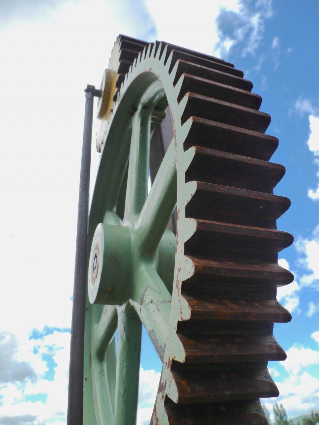 Kunstobjekt Zahnradpendel 2021