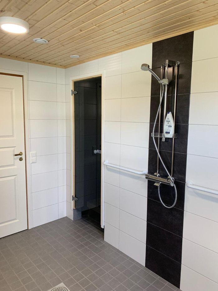 Luo Alt-tekstitunnisteet hakukoneoptimointia ja saavutettavuutta varten.