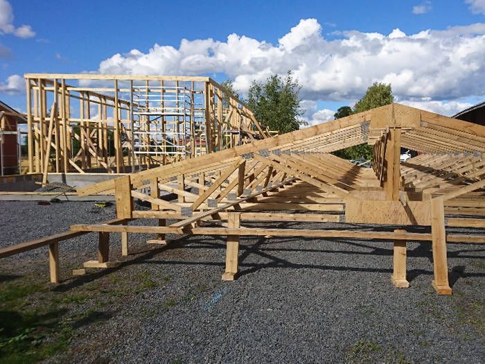 Luo Alt-tekstitunnisteet hakukoneoptimointia ja saavutettavuutta varten.