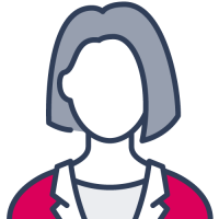 Femme en blazer rouge, cheveux gris et chemise blanche.