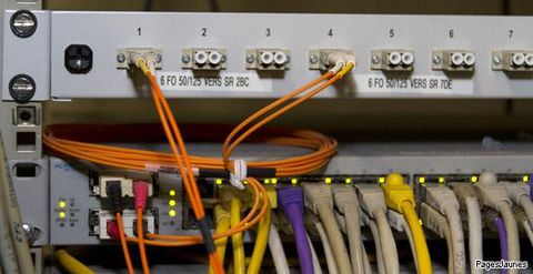 ÉLECTRICITÉ GÉNÉRALE : Neuf et rénovation Installation de systèmes électriques Chauffage électrique Alarmes Automatisme (portail) Ventilation Dépannage (7j/7)