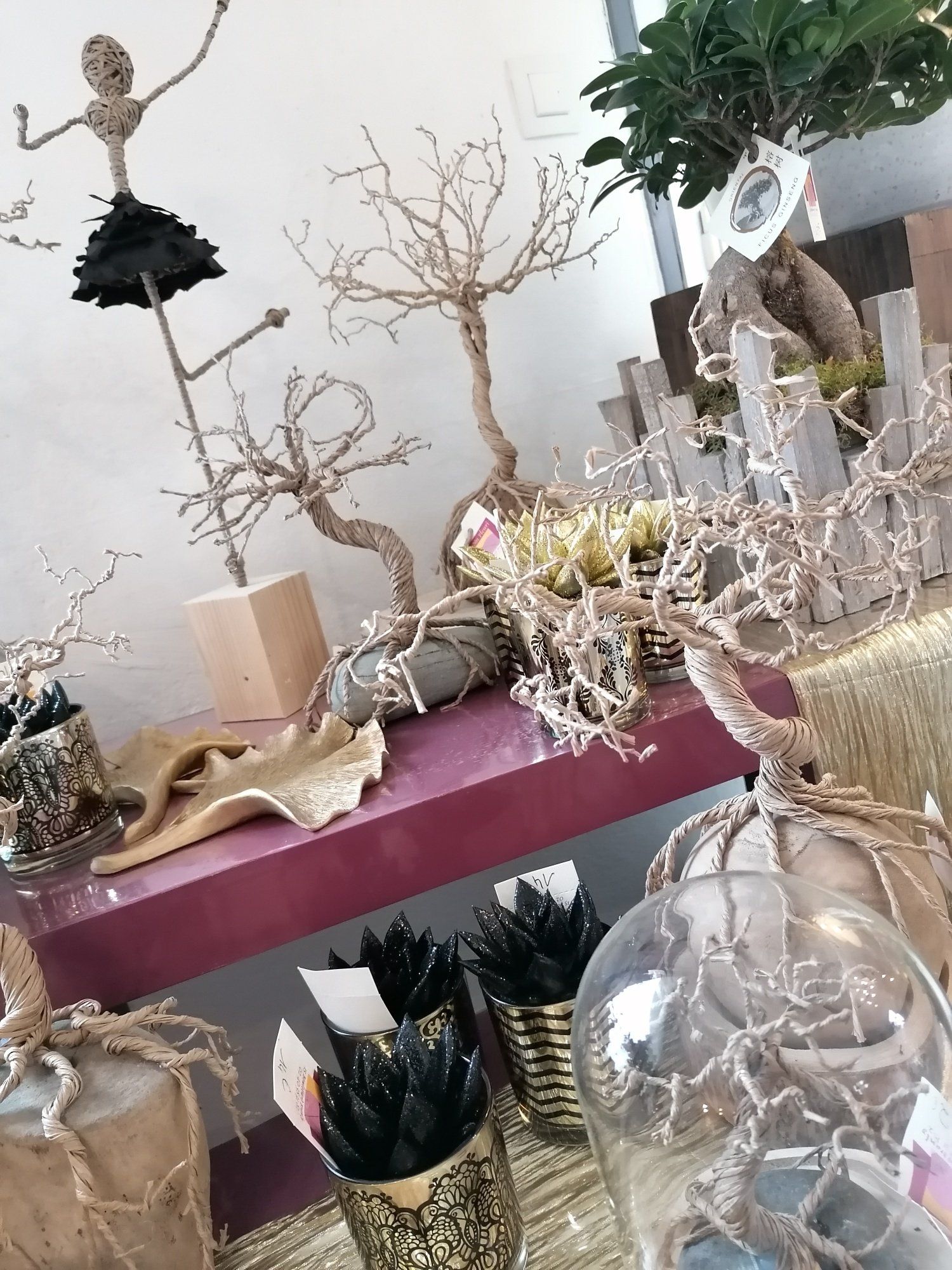Photo d'une boutique de fleuriste décorée