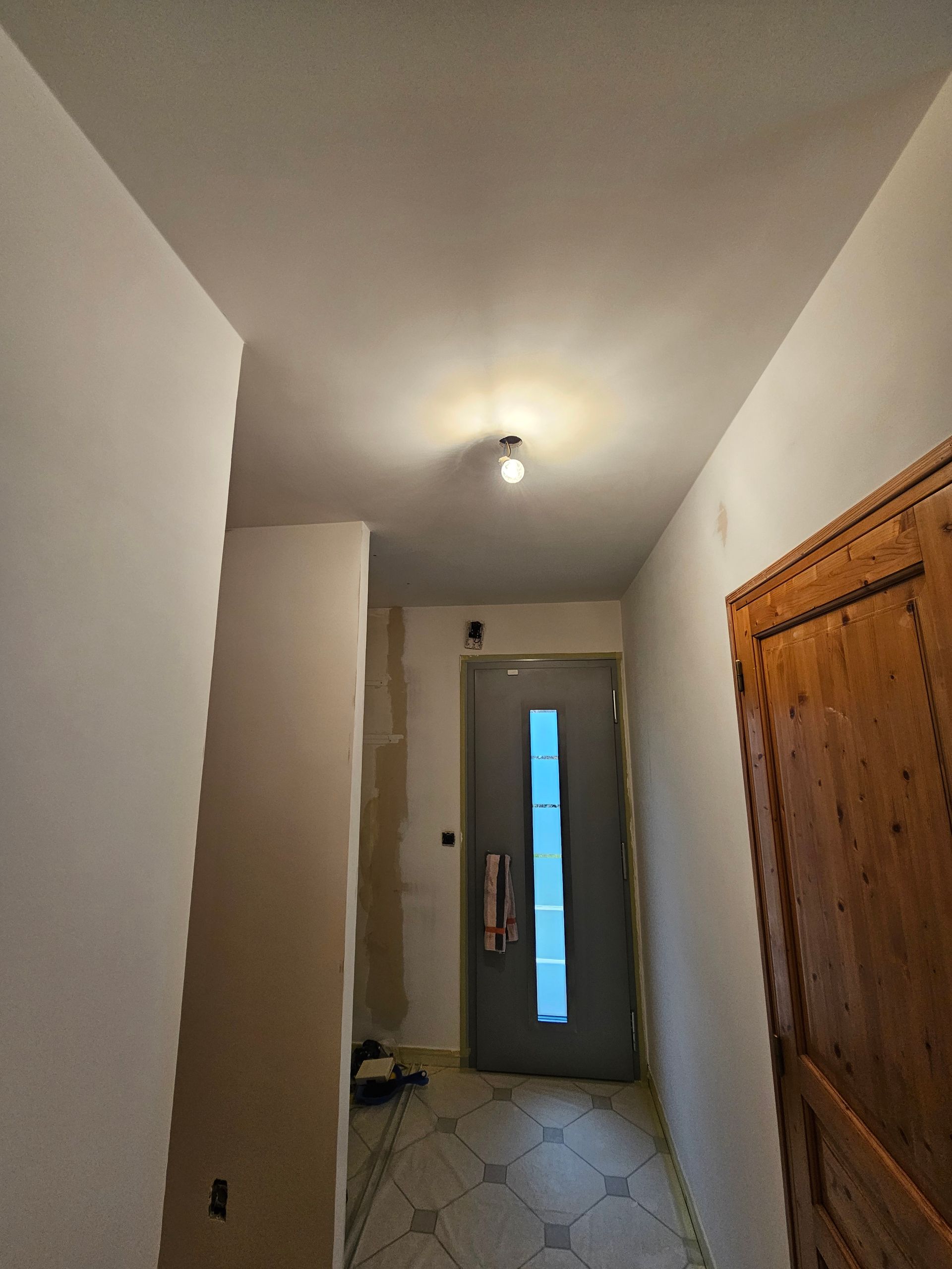 Un couloir avant rénovation