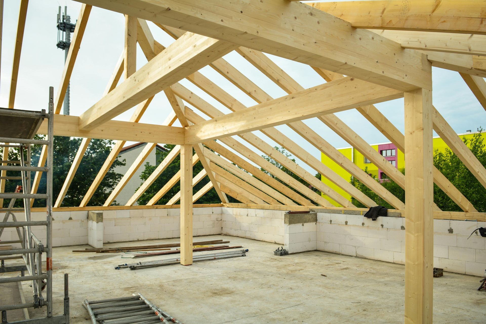 Charpente de toit en bois