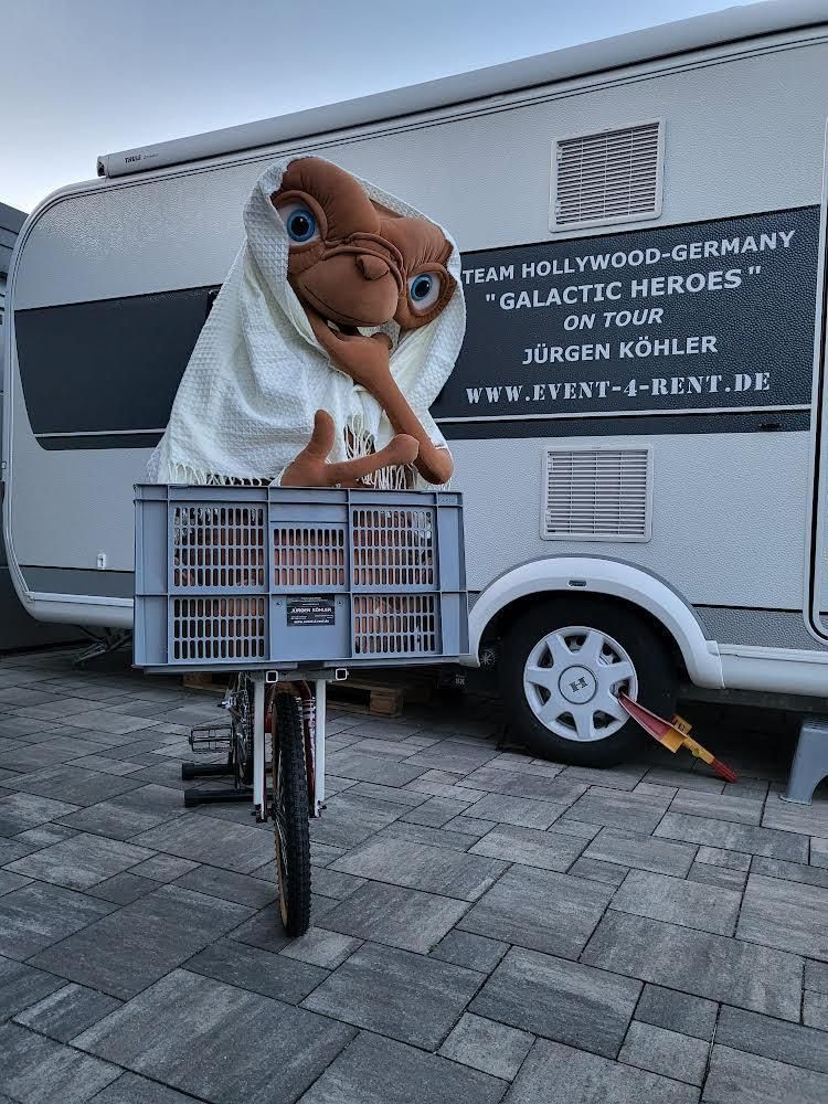 E.T.