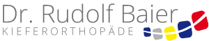 Logo der Kieferorthopädie Dr. Rudolf Baier mit grauem Text und rot-blauem abstraktem Zahnsymbol