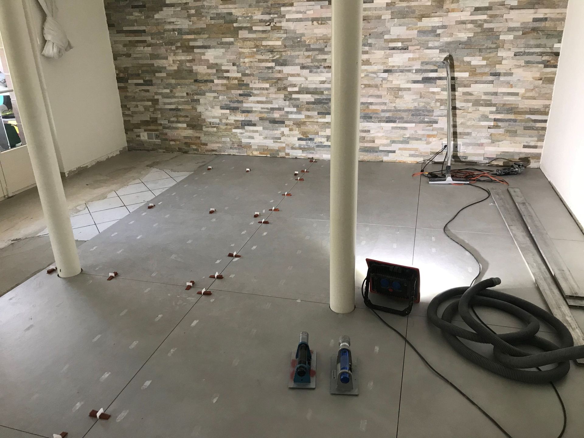 Plattenleger - HB Keramische Wand- u. Bodenbeläge - Kaufdorf