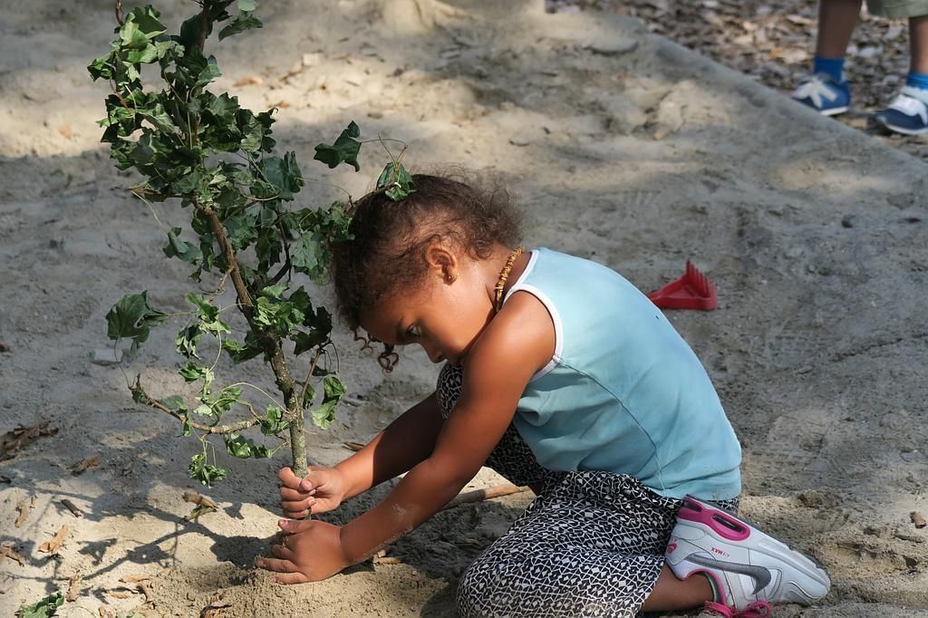 KIGA Spielplatz / Garten