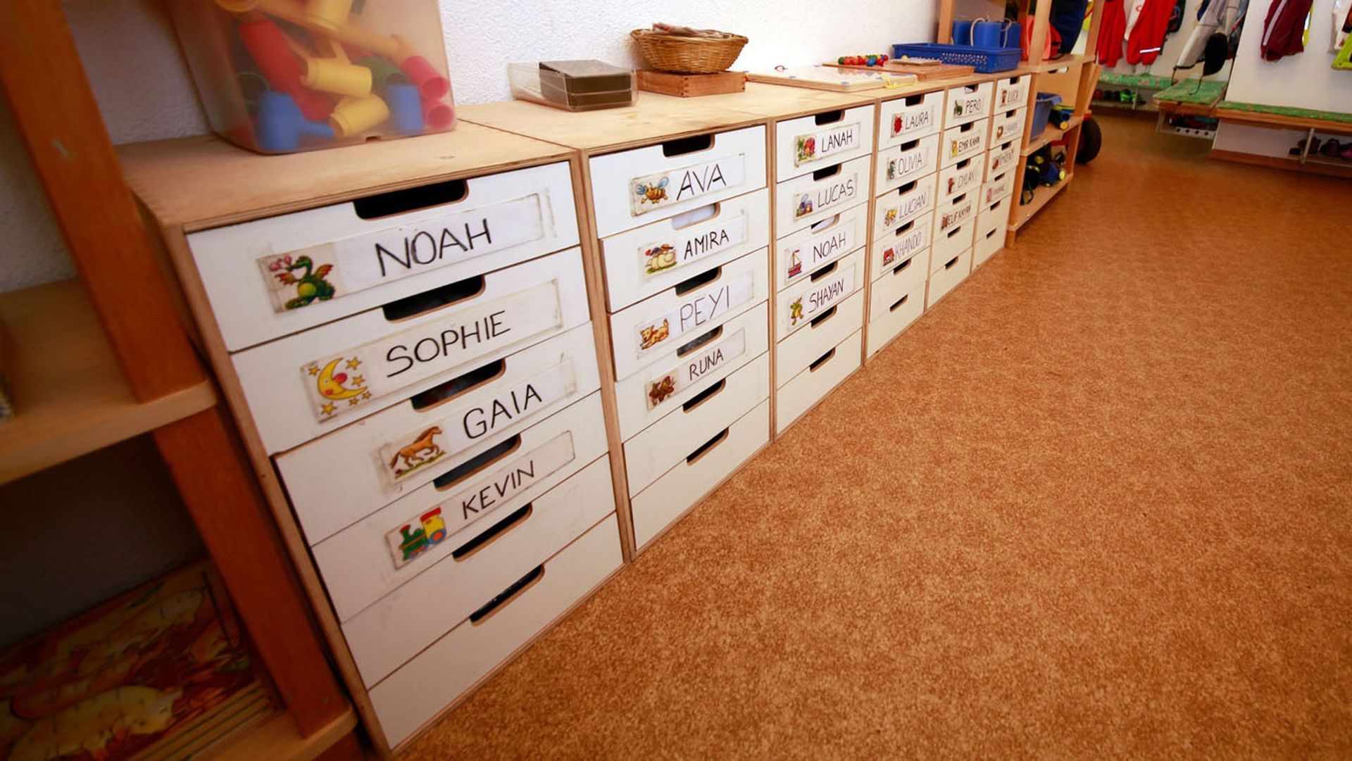 KIGA Spielplatz / Garten