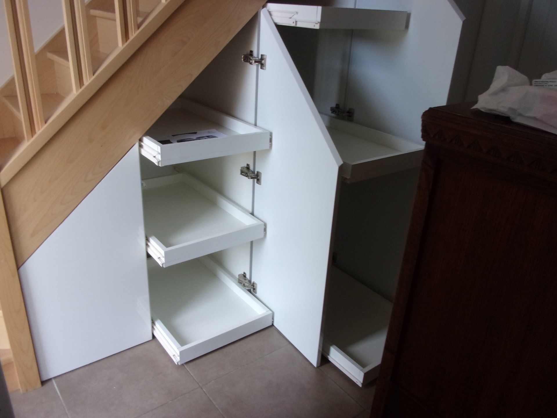 Meuble sous escalier