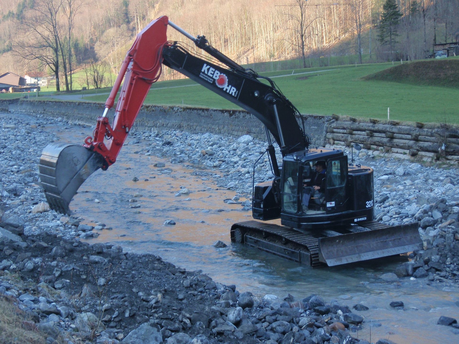 Tiefbauarbeiten Bagger - KEBOHR GmbH