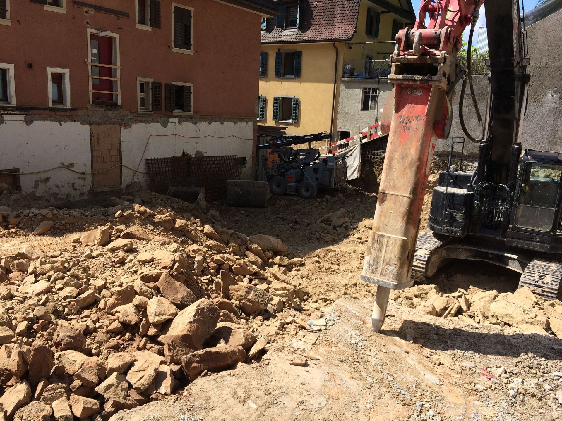 Tiefbau- und Aushubarbeiten - KEBOHR GmbH