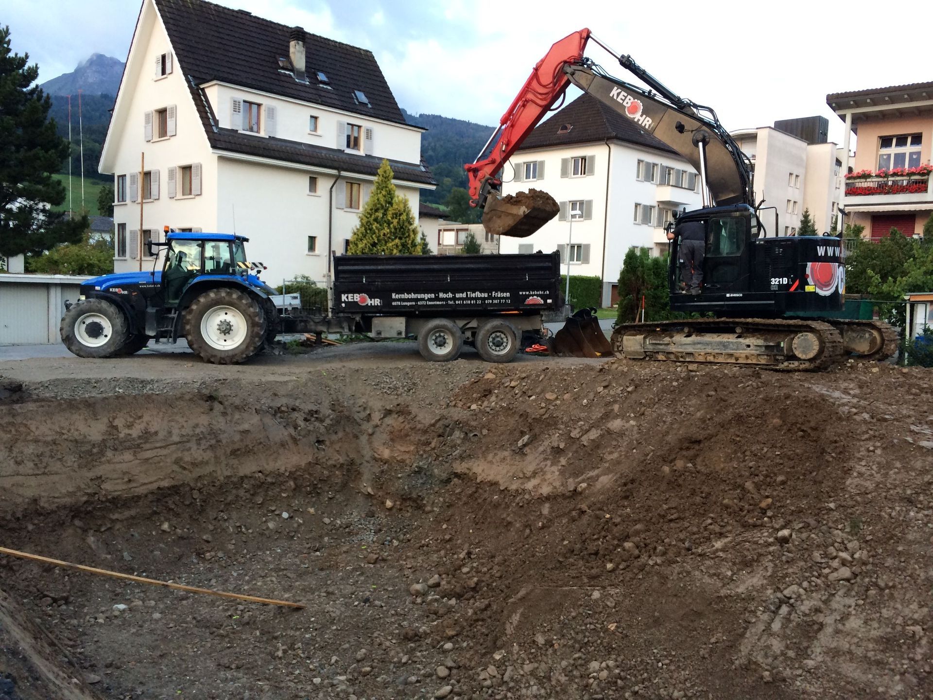 Tiefbau- und Aushubarbeiten - KEBOHR GmbH