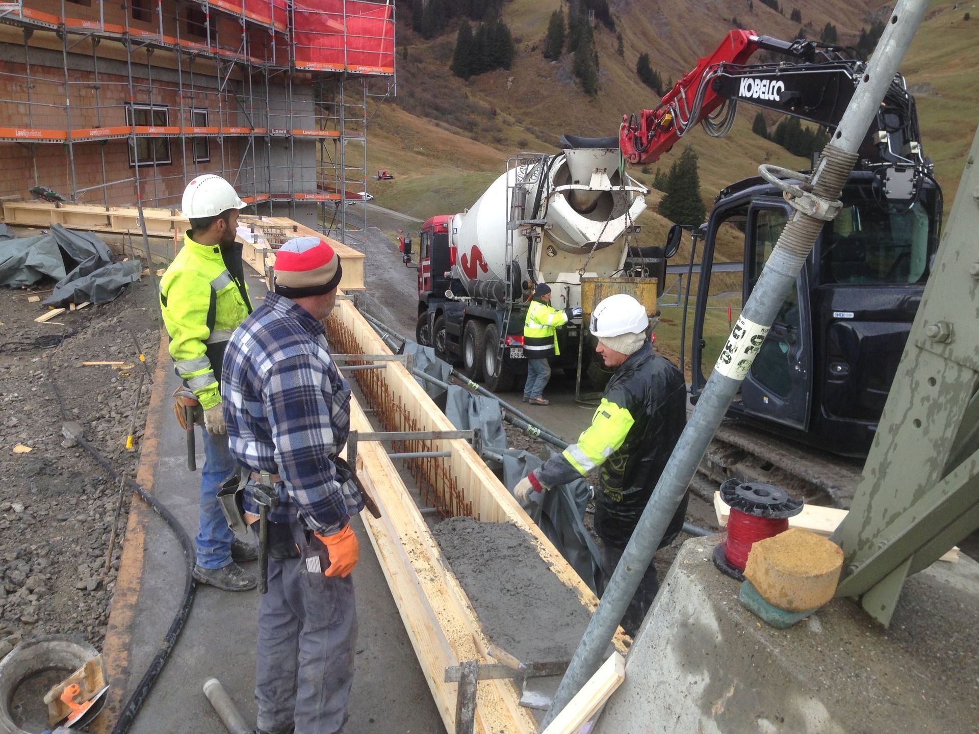 Hochbau und Abbrucharbeiten - KEBOHR GmbH