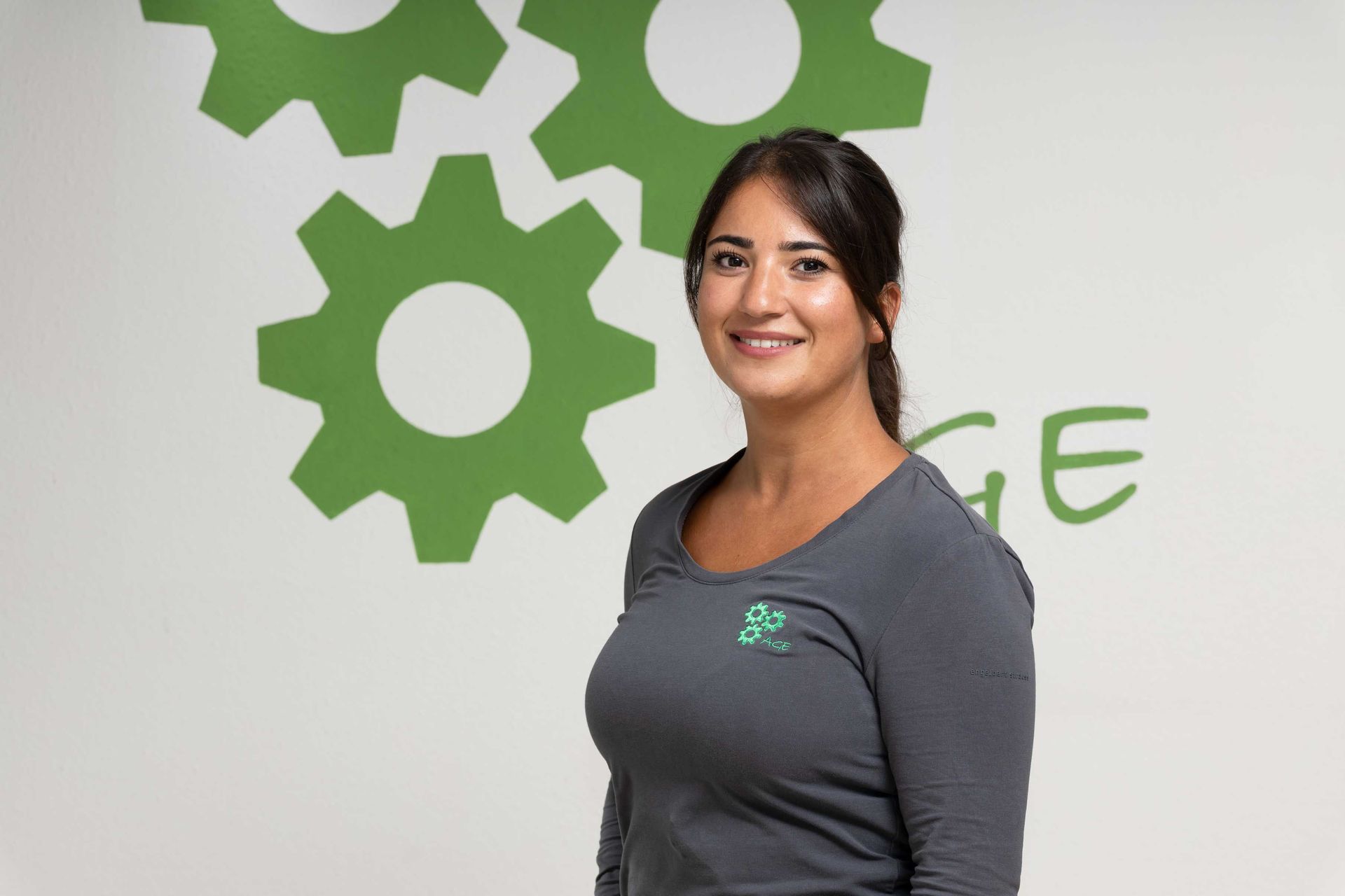 Gamze Cicek AGE Arbeitsgemeinschaft Ergotherapie - Praxis für Handtherapie