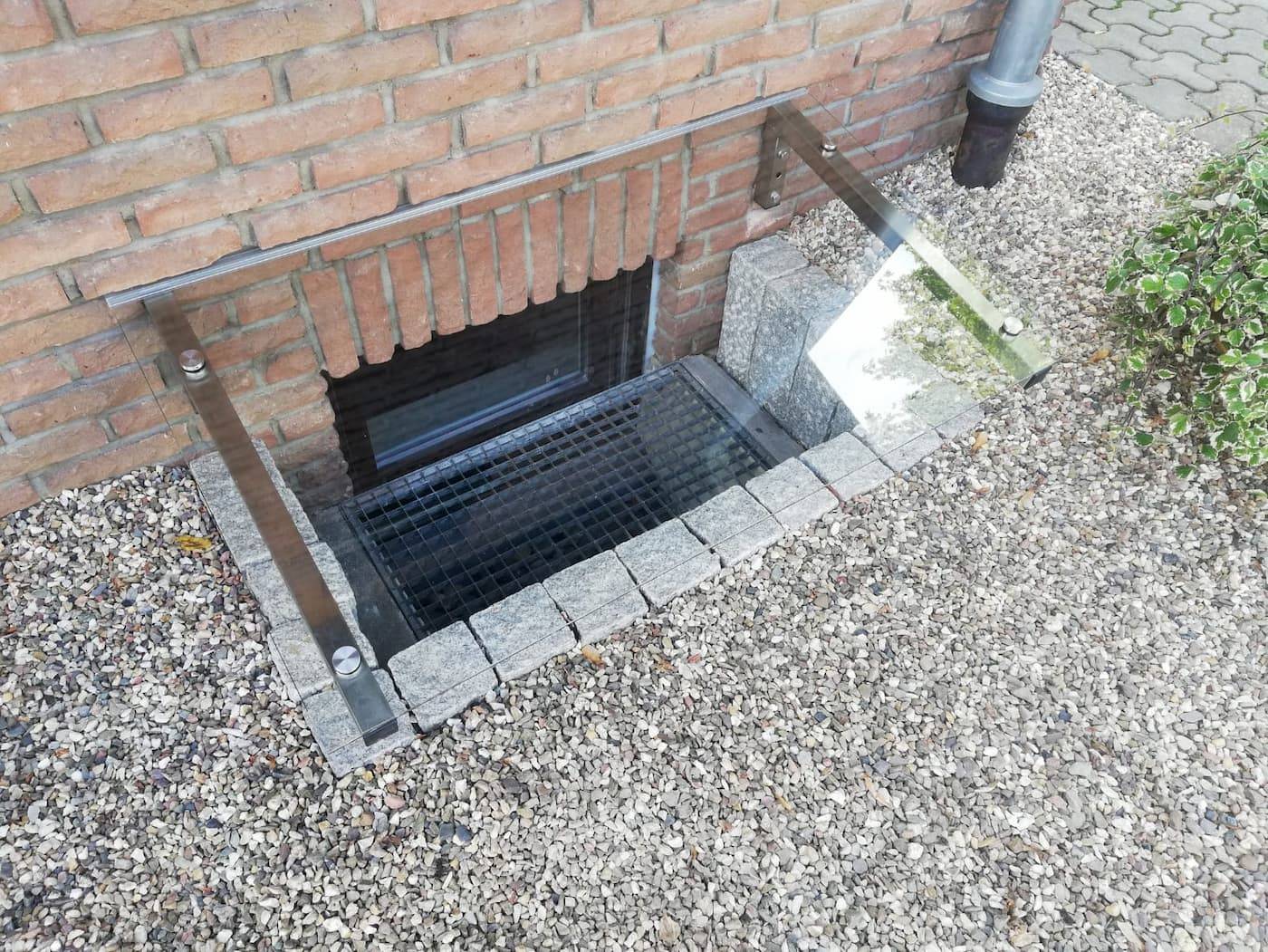 Glasabdeckung der Firma GLAS & SPIEGEL Niederrhein GmbH